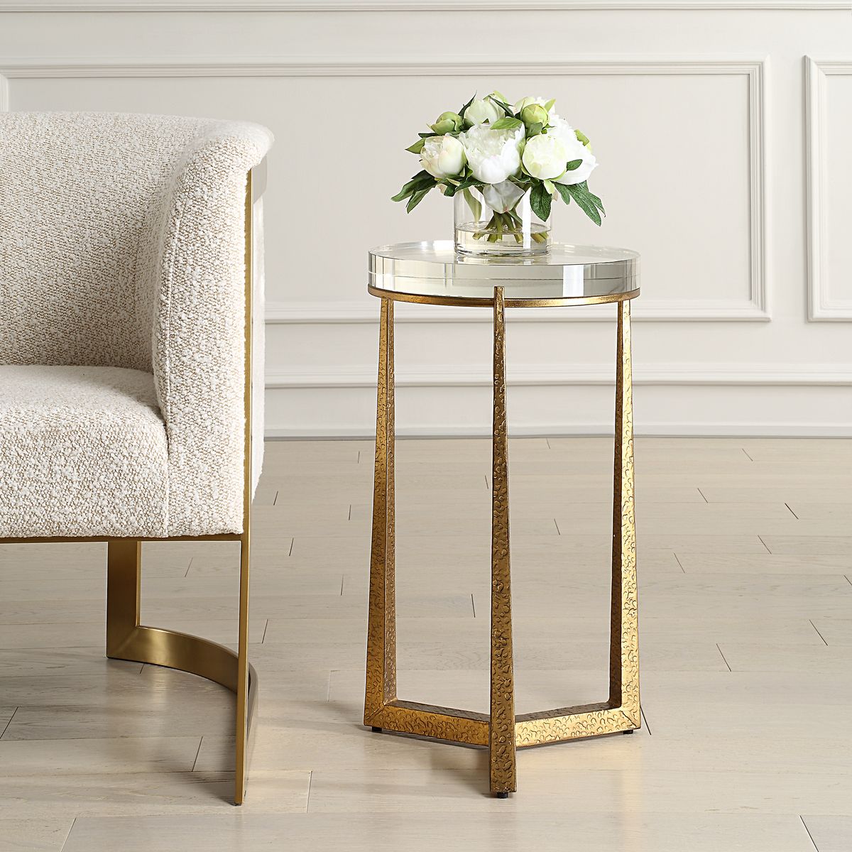 MESA MIDA DORADA CON CRISTAL