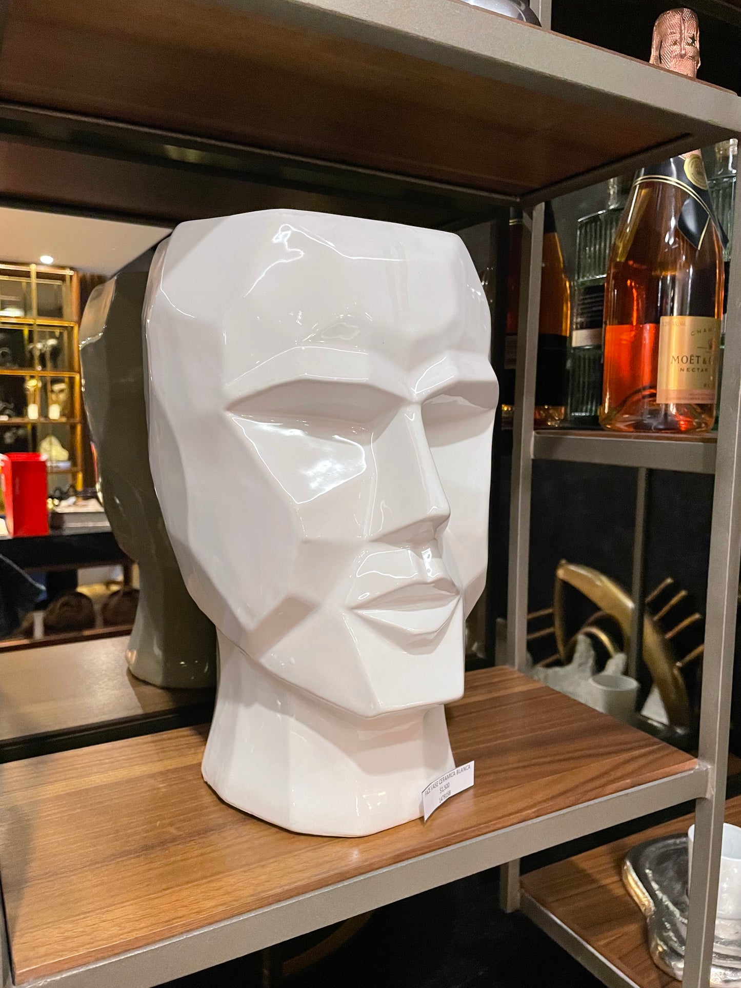 FACE VASE CERAMICA BLANCA