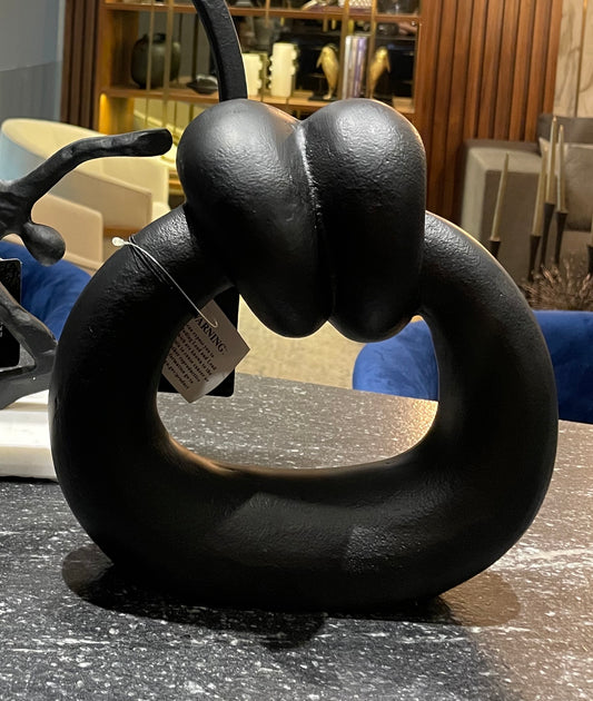 NUDO NEGRO ESCULTURA